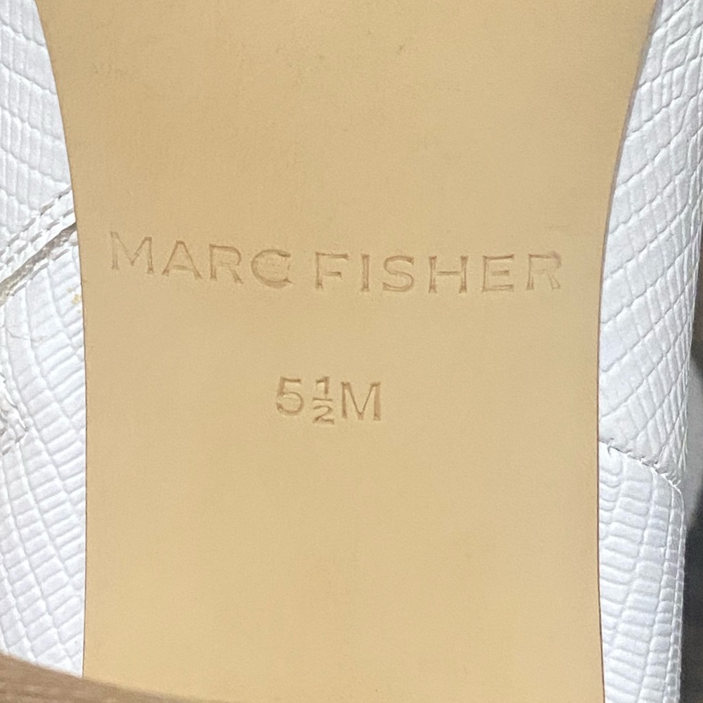 Marc Fisher Heeled Booties 5.5 - image 2